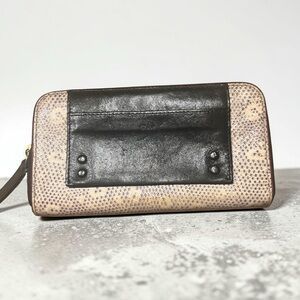 Chloé Vintage Black and Cream Zippy Patterned Wallet